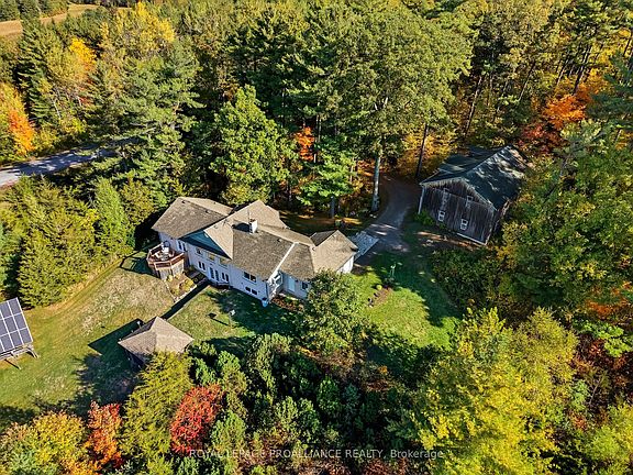 4th image of 151 Carman Rd