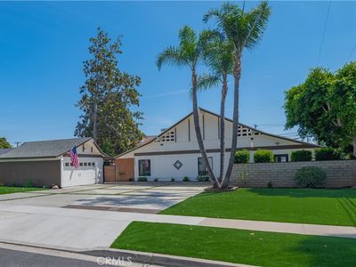 1242 Flaminian Way, Santa Ana, CA, 92705