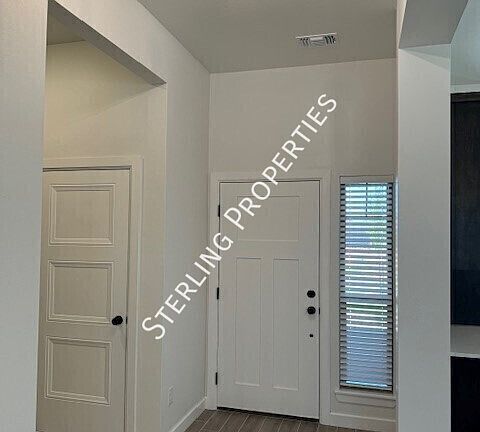 3rd image of 6809 SE 84th St