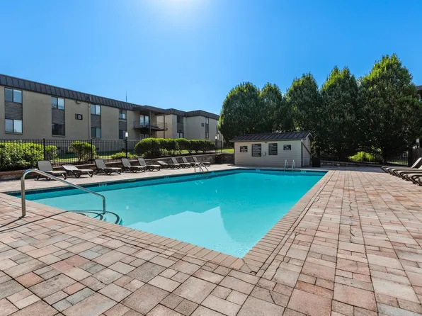 6680 Charlotte Pike APT K3, Nashville, TN 37209