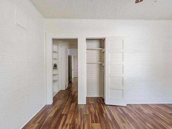 4th image of 1618 Branch St #0
