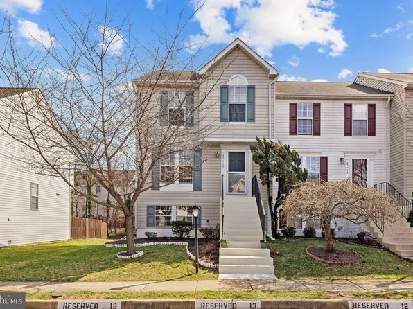 45430 Gable Sq, Sterling, VA 20164