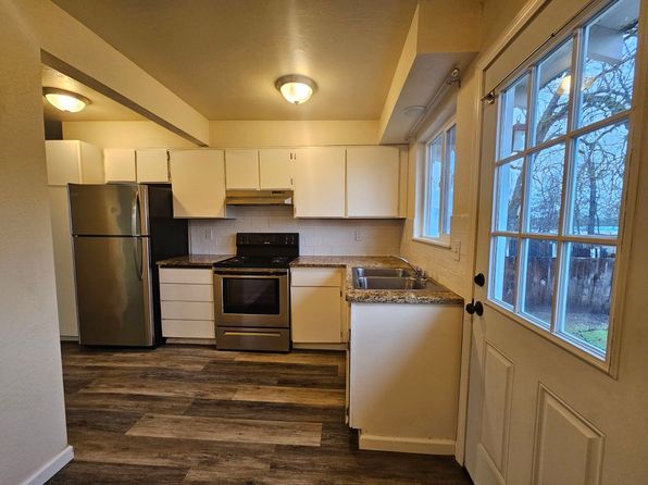 111-119 Peach St #17