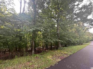 1 Chicadee Dr, Eddyville, KY 42038