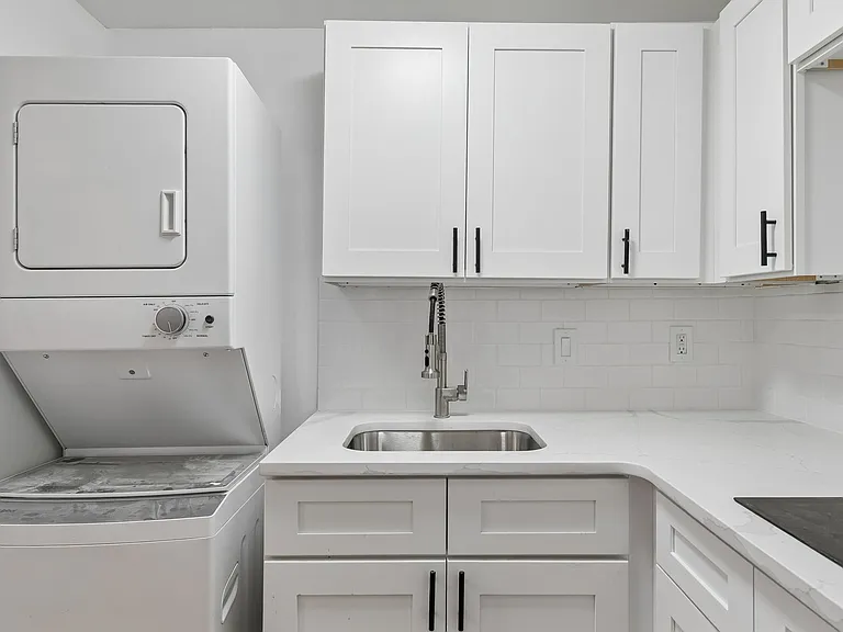 1225 Spruce St #3F — Photo 4