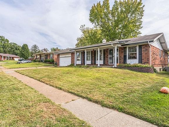 3rd image of 4478 Papal Dr