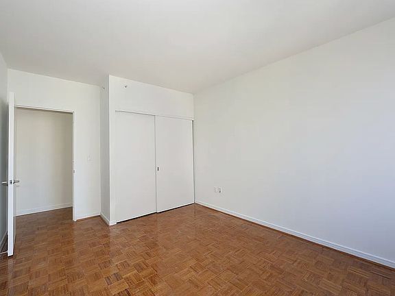 4th image of 33 W End Ave APT 15G