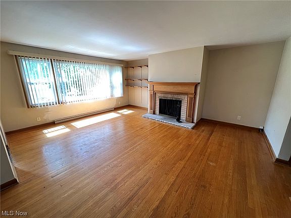 3rd image of 222 Moreland Dr