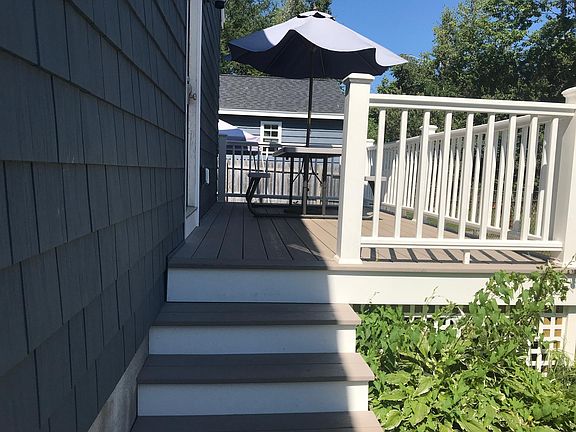 2nd image of 8 Carll Ave