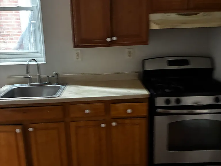 510 W Lafayette St — Photo 2
