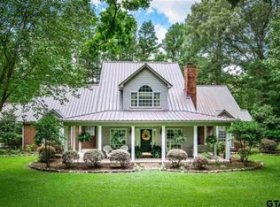 110 Pebble Cv, Holly Lake Ranch, TX 75765