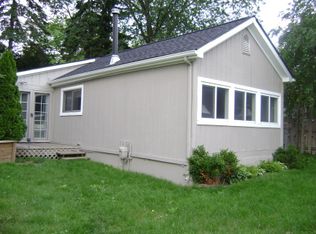 342 Tamarack Dr, Oakland, MI 48363