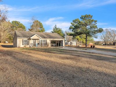 105 Laura Jane Ln, Gray Court, SC, 29645