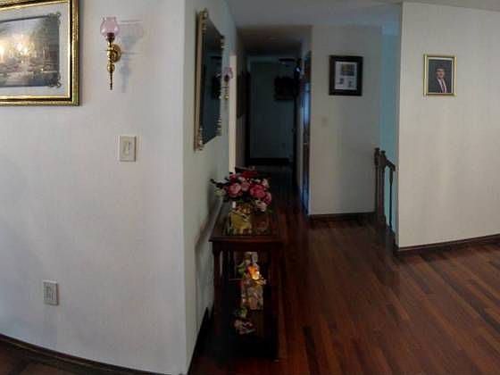 2nd image of 9 Jacqueline Hts