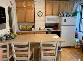 9 Charter St APT 2F, Boston, MA 02113