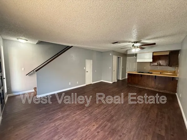 203 Ash St #C, Taft, CA 93268