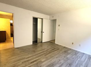 702 N Paulina Ave APT B, Redondo Beach, CA 90277