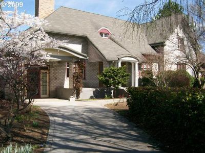 315 E 10th St, The Dalles, OR, 97058