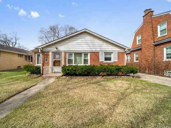 1008 Canfield Rd, Park Ridge, IL 60068