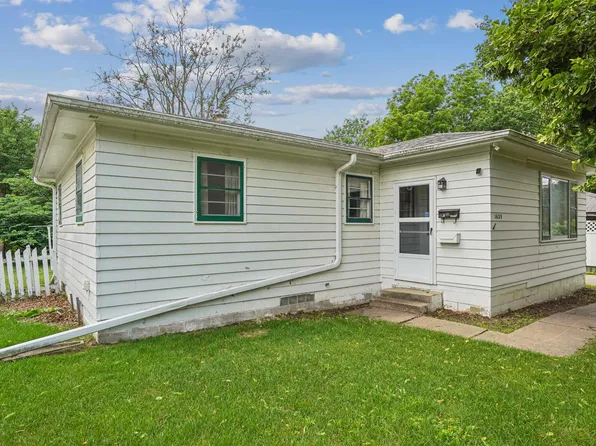 1625 W 2nd St, Waterloo, IA 50701