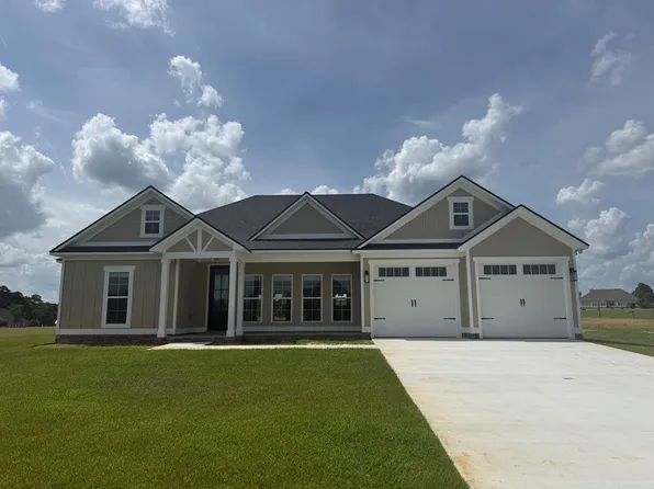 423 Indian Creek Cir, Adel, GA 31620