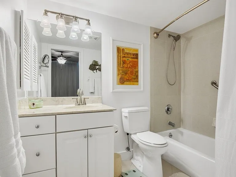 3554 Ocean Dr #702S — Photo 10