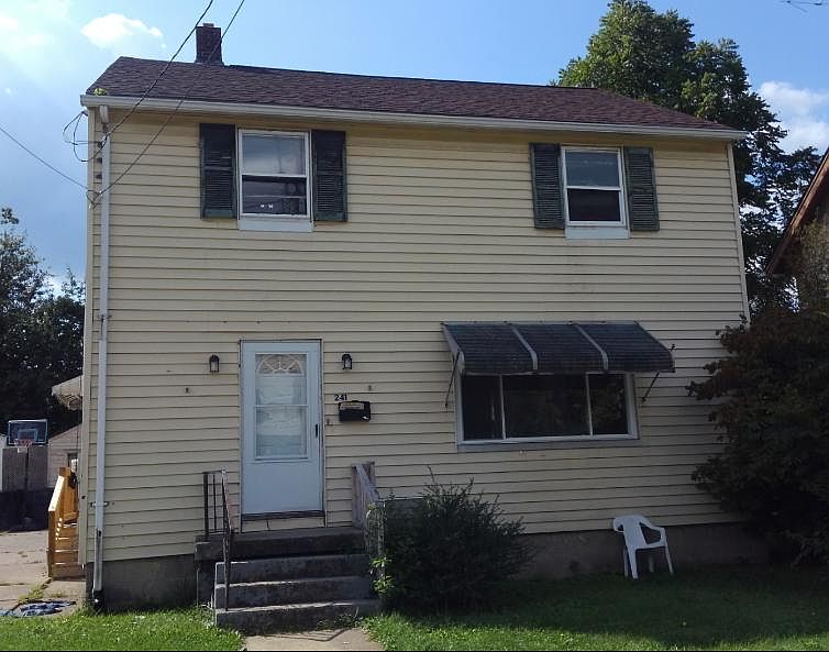1st image of 241 Penn Ave NW