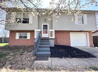 569 Essex Downs Rd, Newark, OH 43055