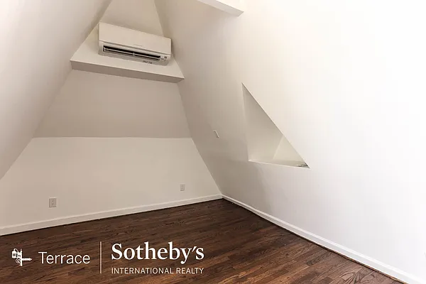 Rented by Terrace Sotheby's International Realty | media 62