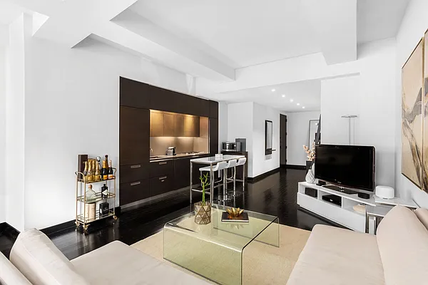 Rented by Compass | media 11