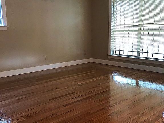3rd image of 3530 Almeda St
