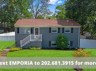2223 Emporia St, Woodbridge, VA 22191
