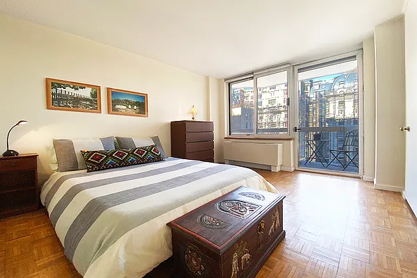 Sold by Corcoran | media 2