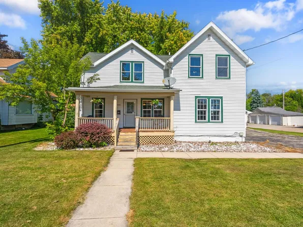 846 Third STREET, Menasha, WI 54952
