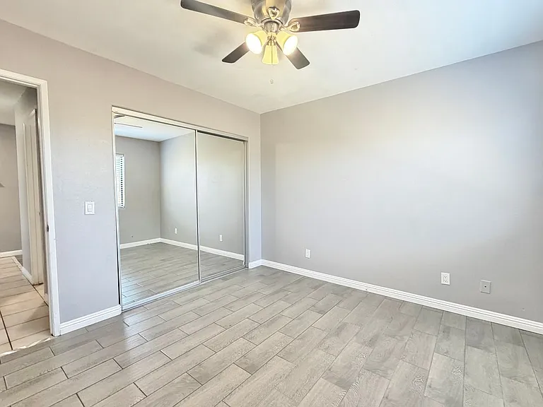 PS T 33387 — Photo 11