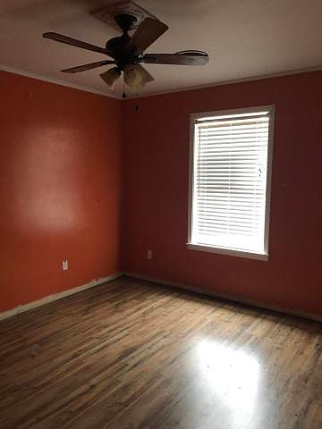 2nd image of 206 McMinn Cir