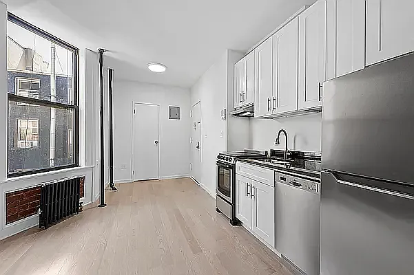 Rented by Compass | media 2