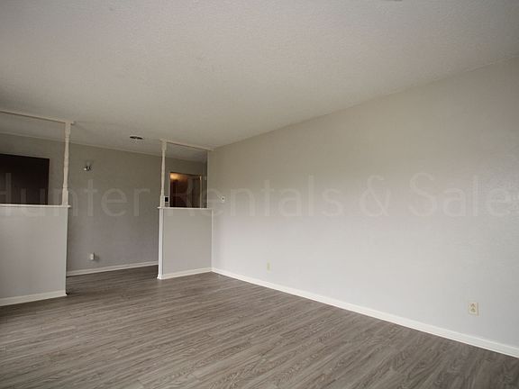 5th image of 1100 Swope Dr