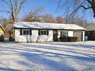 8124 E 37th Pl, Indianapolis, IN