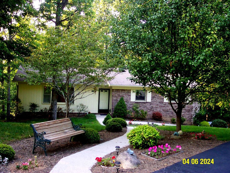 1st image of 500 Oakwilde Dr