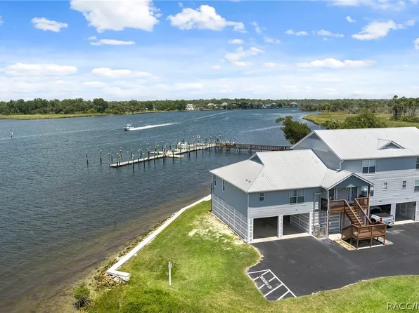 2857 N Rivers Edge Blvd, Crystal River, FL 34429