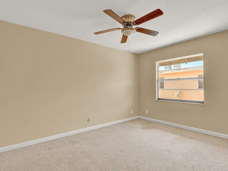 312 Southwind Dr #207 — Photo 11