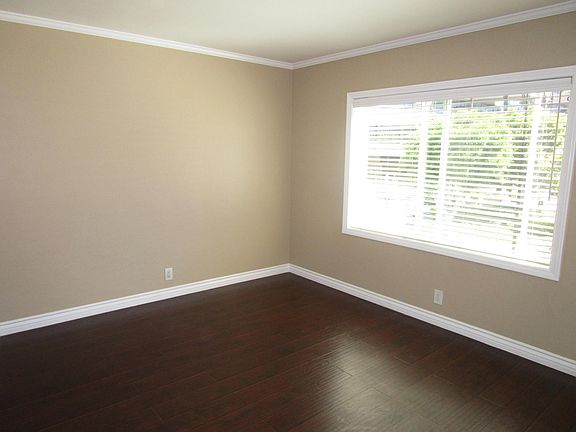 4th image of 147 S Avon St
