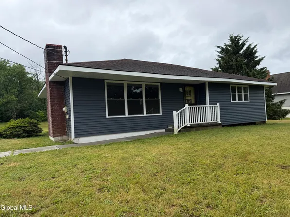 1100 Hudson Avenue, Stillwater, NY 12170