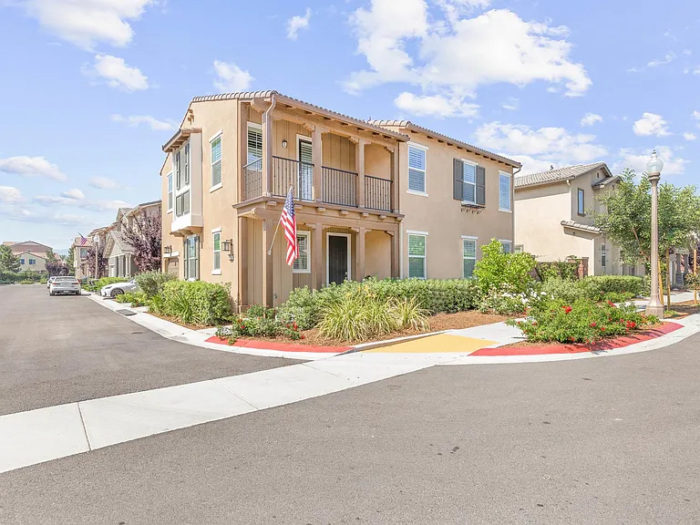 8653 Bay Laurel St — Photo 30