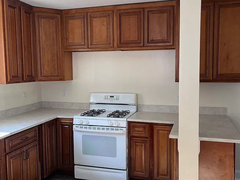 Rosemary Pl — Photo 8