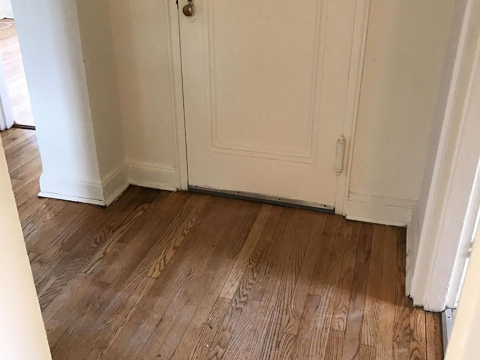 2nd image of 129 Ayers Ct APT C3