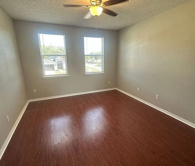 4453 Horseshoe Pick Ln — Photo 20