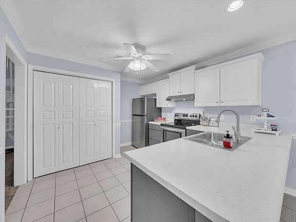 5th image of 659 Potomac Pl