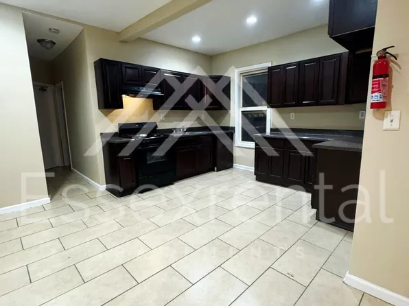 639 Hunterdon St, Newark, NJ 07108